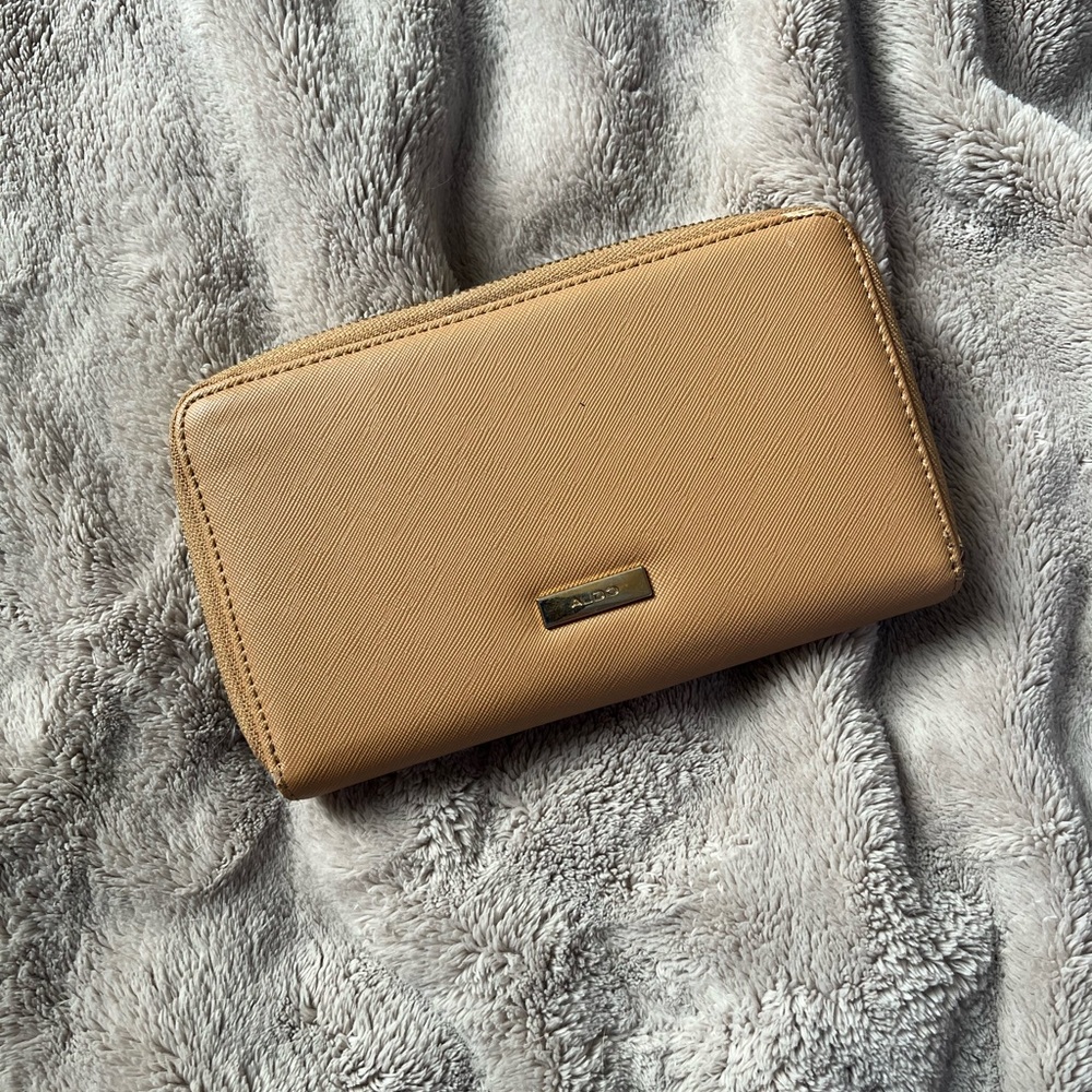 Aldo Wallet